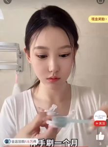 CLOTOO mouth braces retainer effervescent cleaning tablets denture orthodontic invisiCLOTOO口朗特牙套保持器泡腾清洁片假牙正畸隐形牙套清洗液神器