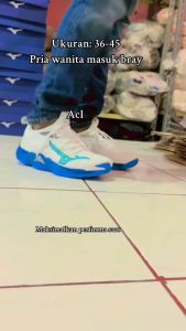 Mizuno Wave Momentum 2 Mid Super Premium Sepatu Volly Mizuno Sepatu Voli Sepatu Badminton Olahraga Pria Wanita Terbaru Terlaris