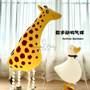 เด็กชาย วันเกิดปาร์ตี้ที่บ้านรูปปั้นลมหิมะ ลิง นกพีกแข็ง กระต่าย สุนัข หมี รูปปั้นลมเดินได้ วันเกิดปาร์ตี้