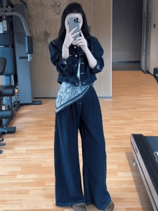 Korean Style Denim Jacket And Wide Leg Pants Two Piece Set with Scarf High End Feeling Womens Fashion Spring Collection
