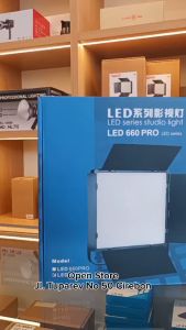Lampu LED Profesional Photo & Video LED 660 RGB / Lighting Studio Photo