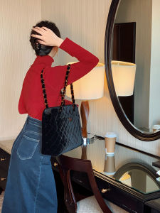 เสื้อสเวตเตอร์ถักคอตั้งทรงเข้ารูปสำหรับผู้หญิงในฤดูหนาว ทรงเข้ารูป แขนยาว ปกติ ปกติ คอตั้ง สไตล์วินเทจ แฟชั่นสตรีท