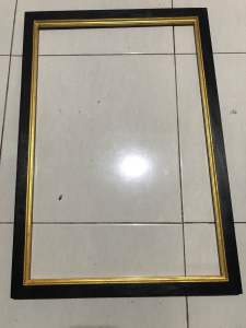 Hiasan dinding gambar angsa putih plus bingkai