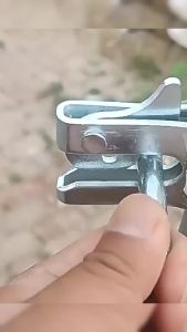 Nexlent Galvanized Door Lock for Pig Pens Automatic Cage Door Latch Lock for Pigs Cage