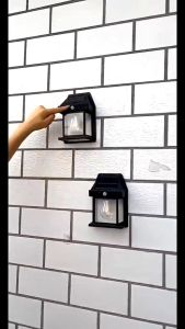 LEDHEADLIGHT  (พร้อมส่ง)โคมไฟโซล่าเซลล์ LED ไฟติดผนังกันน้ำฝน ติดตั้งง่าย ไม่ต้องเดินสายไฟ พลังงานแสงอาทิตย์แบตทนทาน ปรับได้3โหมด