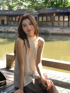 French Chiffon Halterneck Sleeveless Shirt Womens Summer Fancy Stylish Thin Loose-Fitting Western Style Blouse Beautiful Tops