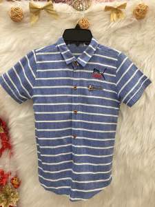 Áo Sơ Mi Bé Trai Hoạ Tiết Sọc Ngang Trắng - Xanh 2 hand- Size: 5 tuổi đổ lại(#A56)🌼