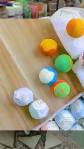 [MALAYSIA READY STOCK] 12in1 70g Colorful Bath Bomb Set Bath Ball Aromatherapy Essential Oils Gift Set