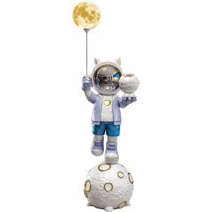 ZHISHUGE | Astronaut Themed Decorative Lamp