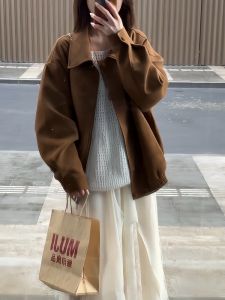 แจ็คเก็ตหนังนิ่มสีน้ำตาล ทรงสั้น สไตล์มอเตอร์ไซค์ ทรงหลวม สำหรับผู้หญิง เสื้อโค้ทด้านบนฤดูใบไม้ผลิและฤดูใบไม้ร่วง