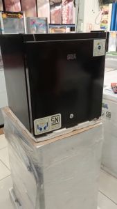 Kulkas Portable Gea Lemari Es Kecil Mini Bar RS06DR Soft Drink Make Up Murah Low Watt