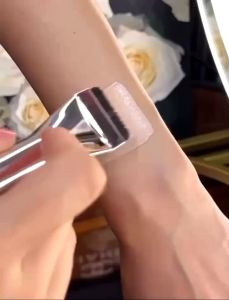 Ultimate Guide to Ultra-Thin Foundation Brushes & Makeup Tools