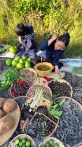 Dầu Gội Bưởi Thảo Dược Hoàng Gia - Chai 500ml - Ngăn rụng tóc kích thích mọc tóc hương bưởi tươi mát