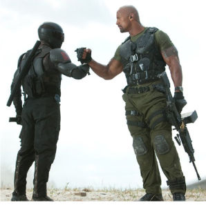 กีฬากลางแจ้ง เสื้อกั๊กยุทธวิธีอเนกประสงค์ เสื้อกั๊กสนาม Transformers เสื้อกั๊กกองกำลังพิเศษ เสื้อกั๊กน้ำหนักเบา CS อุปกรณ์ป้องกันสนาม