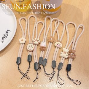 สร้อยข้อมือโทรศัพท์มือถือดีไซน์น่ารัก สายพ่วง USB หูฟังกล้องถ่ายรูปแบบปรับได้ เครื่องประดับแฟชั่นสุดเก๋สำหรับผู้หญิง