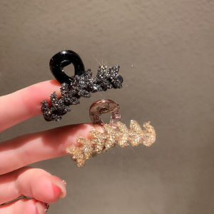 2025 New Style Half Upside down Hair Clip Womens Side Bun Small Size Wheat Ear Hair Clip Shark Bite Hair Accessory Fashionable