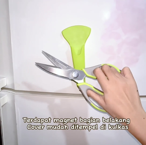 ร้านอยู่กทม.กรรไกรตัดอาหาร ขนาด9นิ้ว สำหรับงานครัว แบบสแตนเลส ถอดล้างได้ ที่เก็บแม่เหล็ก ตัดเนื้อ ซอยผักอเนกประสงค์