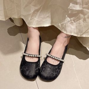 IELGY Plus size womens shoes new Chinese style embroidered pearl pumps womens skirt