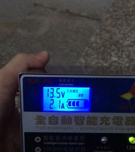 Bộ sạc bình ắc quy tự động nhận dòng 12V 24V 200AH sạc acquy xe máy xe ô tô tự ngắt khi đầy