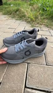 sepatu sneakers pria wanita olahraga terbaru sepatu lari running sepatu kasual shoes