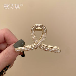 Elegant Pearl Metal Hair Claw for Women Small Size Half Tied Hair Style New 2024 High End Feeling Back Brain Hair Quantity Few