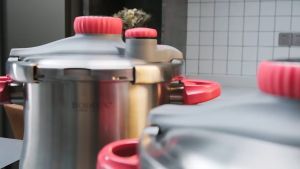 8L Thick Explosion Proof 304 Stainless Steel Pressure Cooker & Universal Gas Induction Cooker