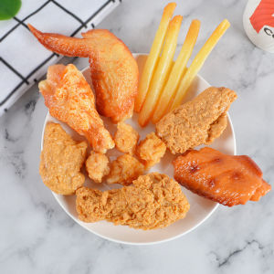 Stylish Lifelike Fried Chicken Wing Key Chain Artificial Food Chicken Leg Bag Men and Women Hanging Buckle Chain Creative Gift Pendant