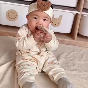 Gặm Nướu Silicone Hình Điện Thoại Gặm Nướu Đồ Chơi Giúp Bé Rèn Luyện Ngón Tay Giảm Lo Lắng