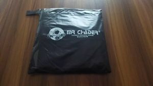 Himeo Jas Hujan Anak HME 163 Usia Anak 10 s.d. 15 Tahun Warna : Hitam Kombinasi Putih Ukuran : All Size Ukuran Baju : Panjang 66 cm x Lebar 52 cm Ukuran Celana : Panjang 83 cm Bahan : PVC