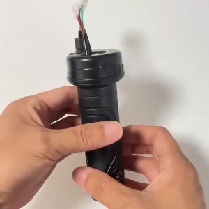 Throttle Akselerator untuk Sepeda & Skuter Elektrik