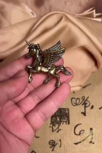 Decor Mini Tượng Ngựa Có Cánh Dễ Thương Tượng Đồng Nhỏ Thiên Mã Trang Trí Ngựa Thần Pegasus - Đồ Đồng Thuận Tâm