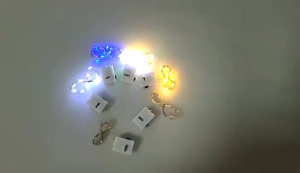 สายไฟ LED กระพริบ 1/3/5 เมตร / ของตกแต่งกล่องของขวัญ ปาร์ตี้คริสต์มาส / ไฟพวงมาลัยกลางแจ้ง / สายไฟนางฟ้าในสวน แบตเตอรี่