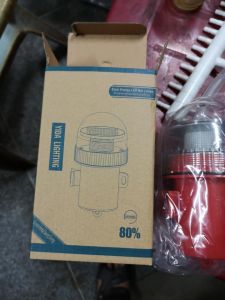 Đèn chớp năng lượng mặt trời nháy 3 màu (xanh - trắng - đỏ)