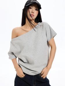 Áo Thun Hở Vai Tay Ngắn Mùa Hè Phong Cách Lười Biếng Mới Cho Nữ Thiết Kế Một Bên Vai Rộng Rãi Chất Liệu Cotton Polyester