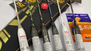 Vợt Cầu Lông VS Khung Cacbon Chính Hãng Căng MAX135kg Tặng( Công Căng + Bao Đựng Vợt + Quấn Cán )