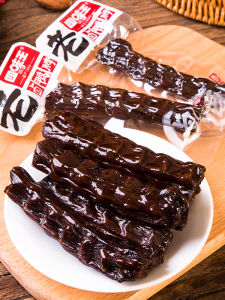 Spicy Hand-Torn Duck Neck Snack from Hunan Province Four Tastes King Old Duck Neck Dried Snack Individually Packaged Leisure Food