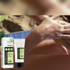 Ouhoe Aloe Vera Sunscreen Moisturizing Skin Care Nourishing Soothing Face Uv Protection Refreshing Non-Greasy Sunscreen (50ml)
