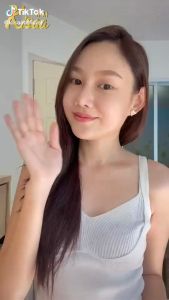 KiSAA Honey & Olive Oil Cleanser - ฟรี! 1 สอง ซอง สมัครสร้างความสะอาดผิวหน้าและผิวกายมีสารสกัดจากน้ำผึ้งและน้ำมันมะกอก 450 ML