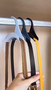 Gantungan Tas Plastik Serbaguna Perlengkapan Rumah Gantungan Dasi Syal Jilbab Multifungsi Hanger Tas Aesthetic Lengkung BRG