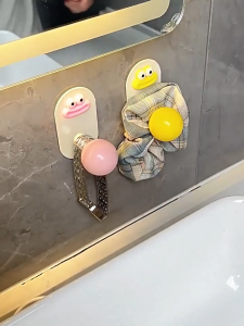 FH-C1426 Gantungan Tempel Dinding Dengan Motif Bulat Karakter Lucu / Gantungan Pakaian Tas Baju