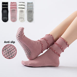 Cute sweety wave edge Yoga Pilates socks for women Non-slip floor sports Calf socks Fashion all-match trend socks
