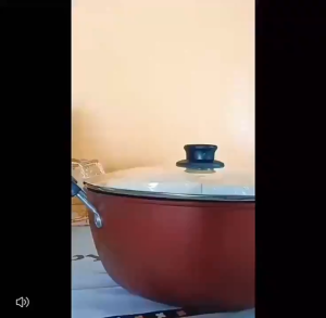 30 หม้อซุป ไม่ติดกระทะ กระทะทอด เหมาะสำหรับเตาแม่เหล็กไฟฟ้าและเตาแก๊ส