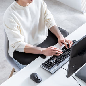 Sanwa Supply | Comfortable Ergonomic Wrist Rest and Arm Support Extension