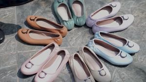 Star Buana - Sepatu Wanita Flatshoes Kerja Fuji