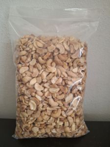 เม็ดมะม่วงหิมพานต์ ท่อนเล็ก ขนาด 1 กิโลกรัม