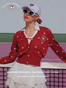 Knitted Sporty Sweater with Heart