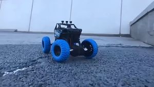 Jackjacktoys Mainan Kendaraan Anak Mobil Remote Control Off Road Jeep Laki Laki Offroad dan Onroad Remote Control Kado Ulang Tahun Anak
