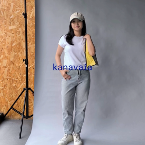 Kanavaia Crinkle Slouchy Shoulder Bag in Oat / Butter