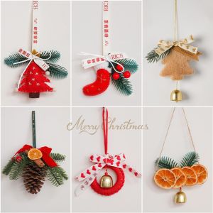 ของตกแต่งวันคริสต์มาส ของตกแต่งต้นไม้ เครื่องประดับห้อยรถ ของตกแต่งวันหยุด ดอกไม้ ลูกปัด ของตกแต่งวันหยุด