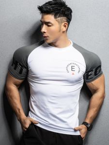 เสื้อยืดแขนสั้นผ้าโพลีเอสเตอร์แห้งเร็วสำหรับผู้ชาย ทรงสลิมฟิต สำหรับออกกำลังกาย วิ่ง ฟิตเนส ลำลอง ฤดูร้อน 2025 คอลเลกชั่นใหม่